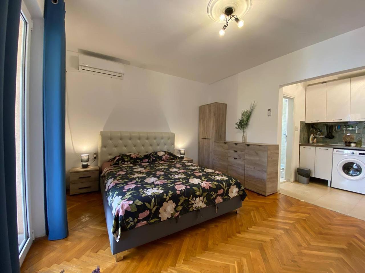 Alina'S Apartment Bečići Extérieur photo