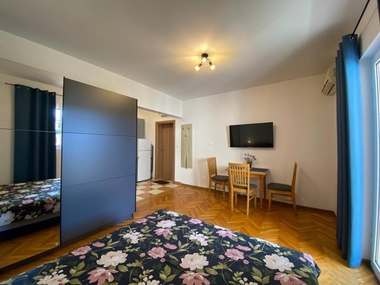 Alina'S Apartment Bečići Extérieur photo